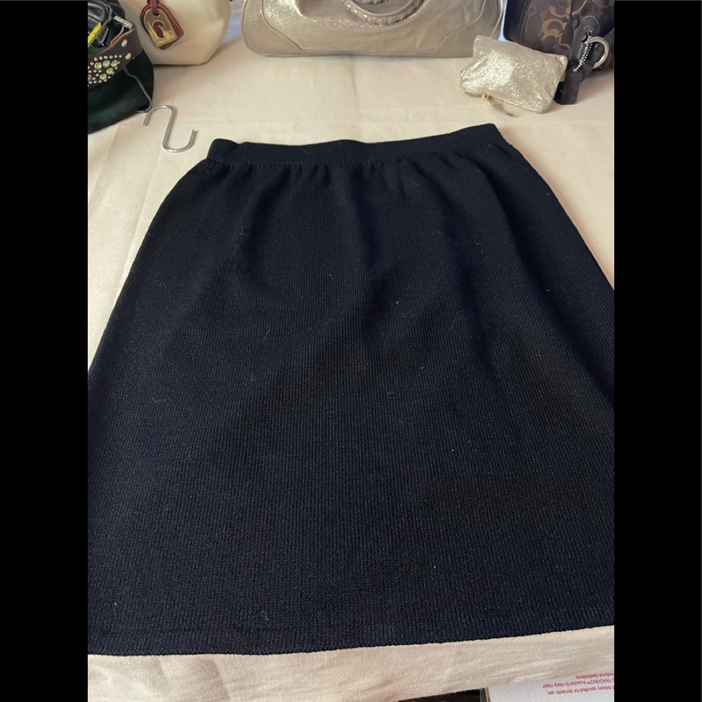St Johns Skirts - Picture 2 of 8